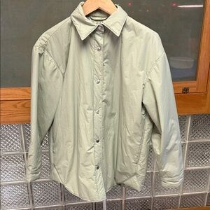 Women’s aritzia lightweight down jacket.  Brand, Barbaton.